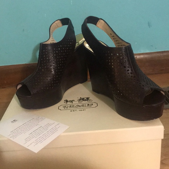 Coach wedges - Picture 1 of 5